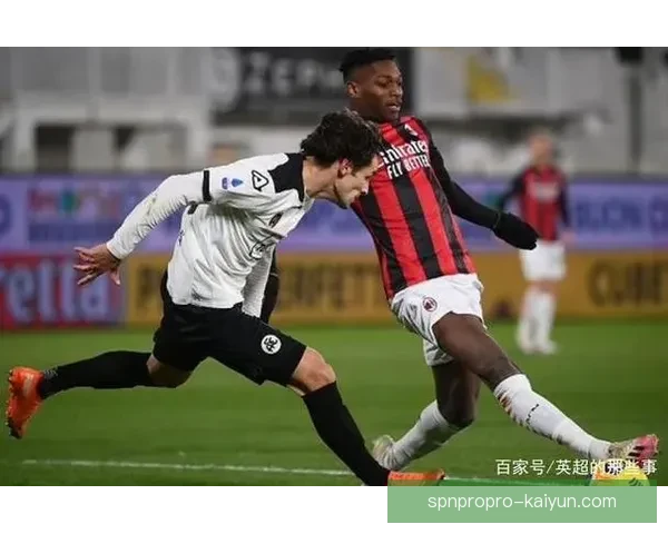 恰尔汗奥卢与队友默契配合，状态持续提升稳健